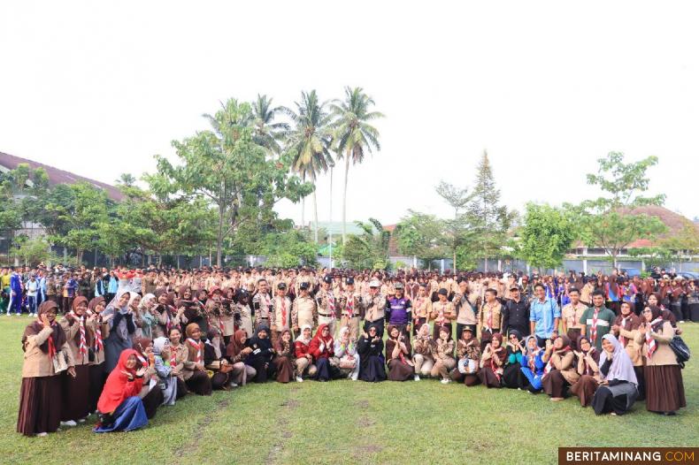 1.369 orang peserta yang mengikuti lomba Best Of The Best Batiah Scout Competition (BOBB) XVII dalam rangka peringatan hari Pramuka di Balai Kota Payakumbuh, Minggu (08/10/2023). Foto : Dok Do