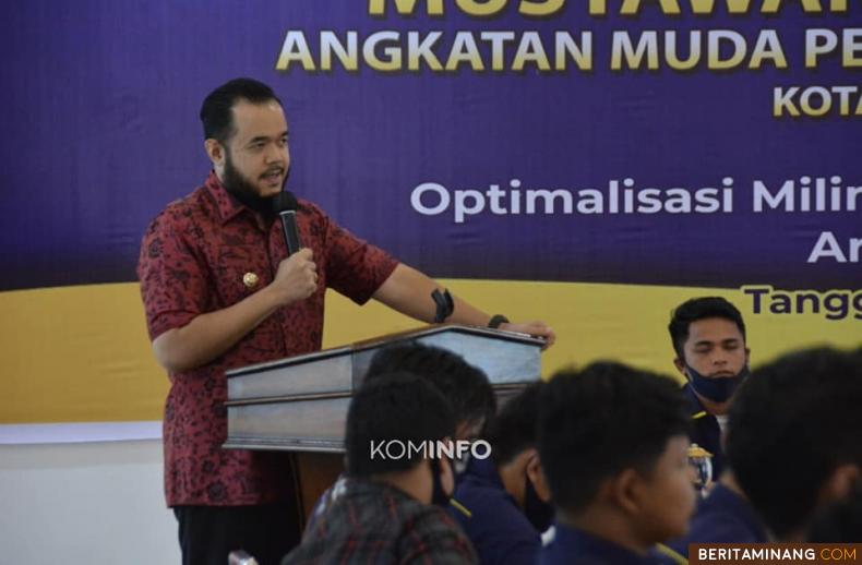 Wako Fadly Amran saat berbicara dalam pembukaan Musda AMPI Kota Padang Panjang.