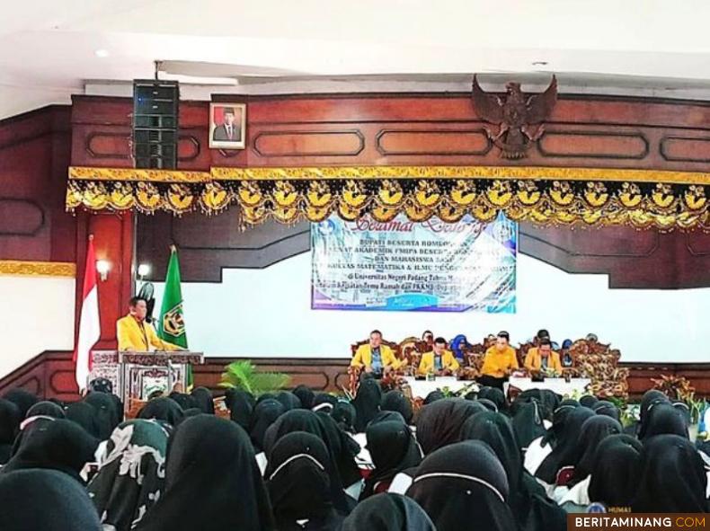 Suasana pelaksanaan PKKMB FMIPA UNP di Kampus Muaro Sijunjung. Foto: Humas UNP