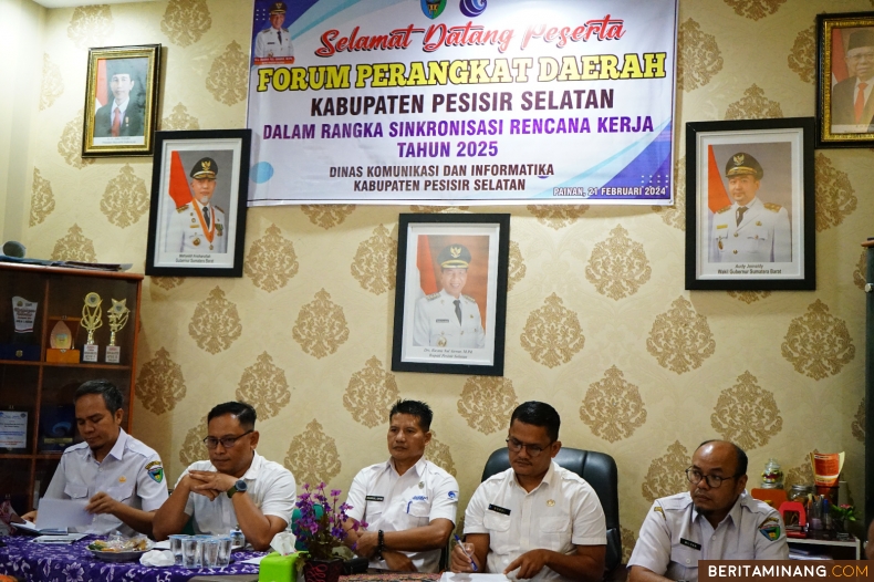 Suasana kegiatan Forum Perangkat Daerah Diskominfo  Pessel, di kantor Dinas Kominfo setempat, Painan (21/2/2024). Foto: Kominfo Pessel