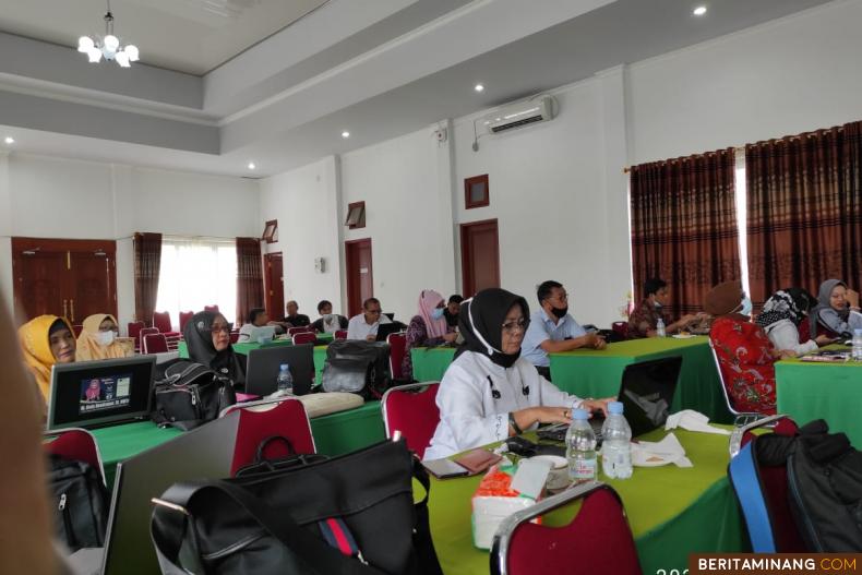 Jurusan Sendratasik FBS UNP Raker Penyusunan RPS dan Perangkat Pembelajaranpada 29-30 Marer bertempat di Gedung Tamu Universitas Negeri Padang, Lubuk Minturun.