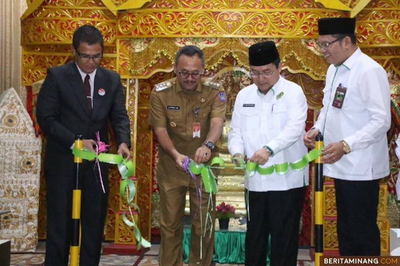 Pj. Wali Kota Payakumbuh, Suprayitno,meresmikan layanan LAPEH PANIK di MPP Payakumbuh, Senin (14/10/2024).