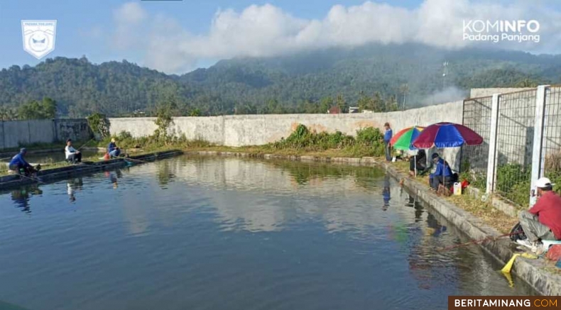 Suasana kolom pemancingan di BBI Kota Padang Panjang. Foto: Kominfo Padang Panjang