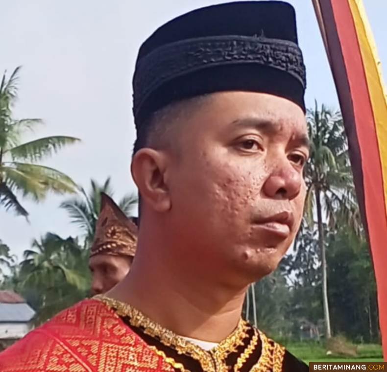 Medio Agusta, Wartawan Beritaminang Menyandang Gelar Dt.Bandaro Hijau. Ist.