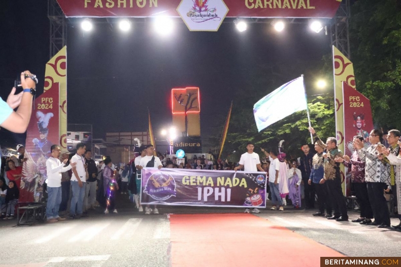 Payakumbuh Fashion Carnaval 2024 Dalam Rangka HUT Kota Payakumbuh ke 54 Meriah