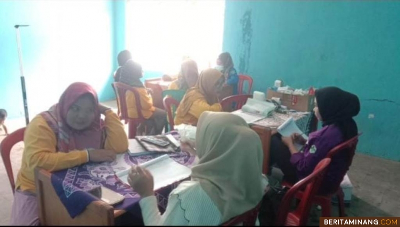 Suasana penilaian kepada Pengelola Promosi Kesehatan (Promkes) UPT Puskesmas Tanjung Beringin Kecamatan Lunang, Kabupaten Pesisir Selatan (Pessel), Senin (4/11/2024). Foto: Kominfo Pessel