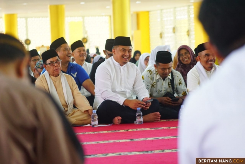 Suasana kegiatan tabligh akbar di Masjid Agung Dharmasraya, pada hari Jum'at (05/01/24). Foto: Kominfo Dharmasraya