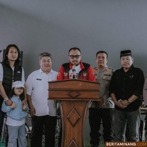 Lapangan Mini Soccer dan Futsal Dbox Arena Padang Panjang Resmi Dibuka