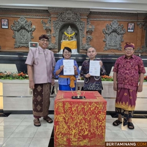 Magister Pendidikan Bahasa Inggris FBS UNP dan UNDIKSHA Tandatangani Kerja Sama