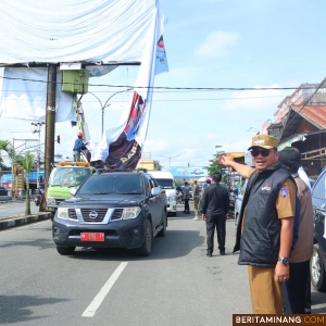 Pj Wako Suprayitno Turun Lansung Dalam Pembersihan APK Dalam Masa Tenang Pilkada 2024