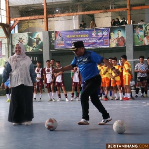 Pj Wali Kota Payakumbuh Buka Secara Resmi Kejuaraan Futsal Tingkat SMA Se Sumatera Barat