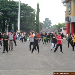 Senam Kebugaran Meriahkan HUT KORPRI ke-53 di Dharmasraya Berlangsung Sukses