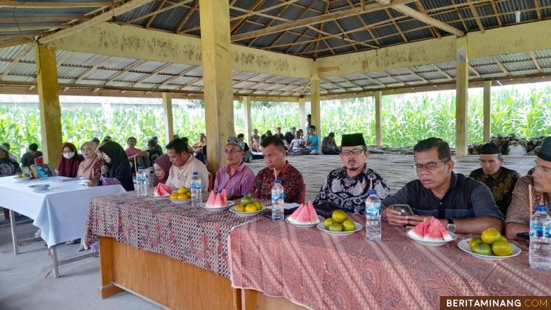 https://www.beritaminang.com/photos/foto/foto-suasana-sosper-yang-dilakukan-jj-dt-gadang-di-ulakan_foto2_110922100407.jpeg