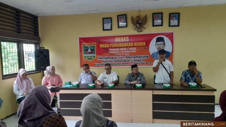 BATANG ANAI - Memanfaatkan masa reses persidangan kedua tahun 2022/2023, Anggota DPRD Sumbar dari Fraksi Gerindra Dapil II (Padang Pariaman dan Kota Pariaman), Jasma Juni (JJ) Dt Gadang, memulai kunjungan pertama ke Kacamatan Batang Anai Kabupaten Padang Pariaman, Rabu (1/3/2023). Reses sendiri akan berlangsung dari tanggal 1 hingga 8 Maret 2023. Foto: Rokcalva